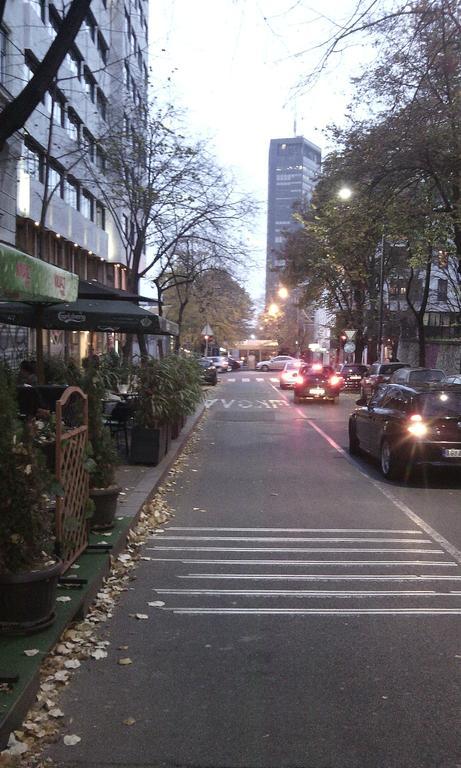 斯拉维加斯弗特尼格广场公寓 贝尔格莱德 客房 照片